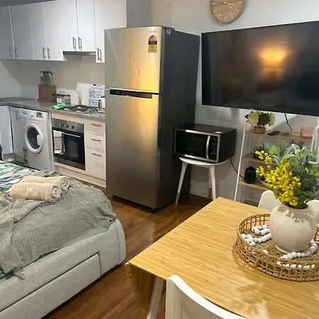 Dog Friendly New Humble Abode In Hotspot Location Apartment Budgewoi Exterior photo