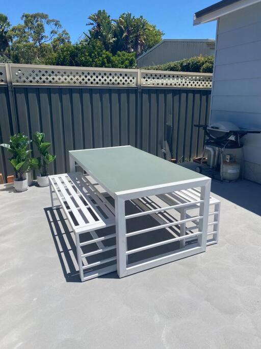 Apartment Dog Friendly New Humble Abode In Hotspot Location Budgewoi