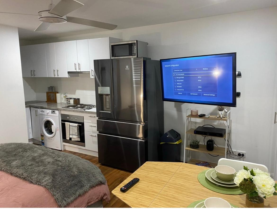 Apartment Dog Friendly New Humble Abode In Hotspot Location *