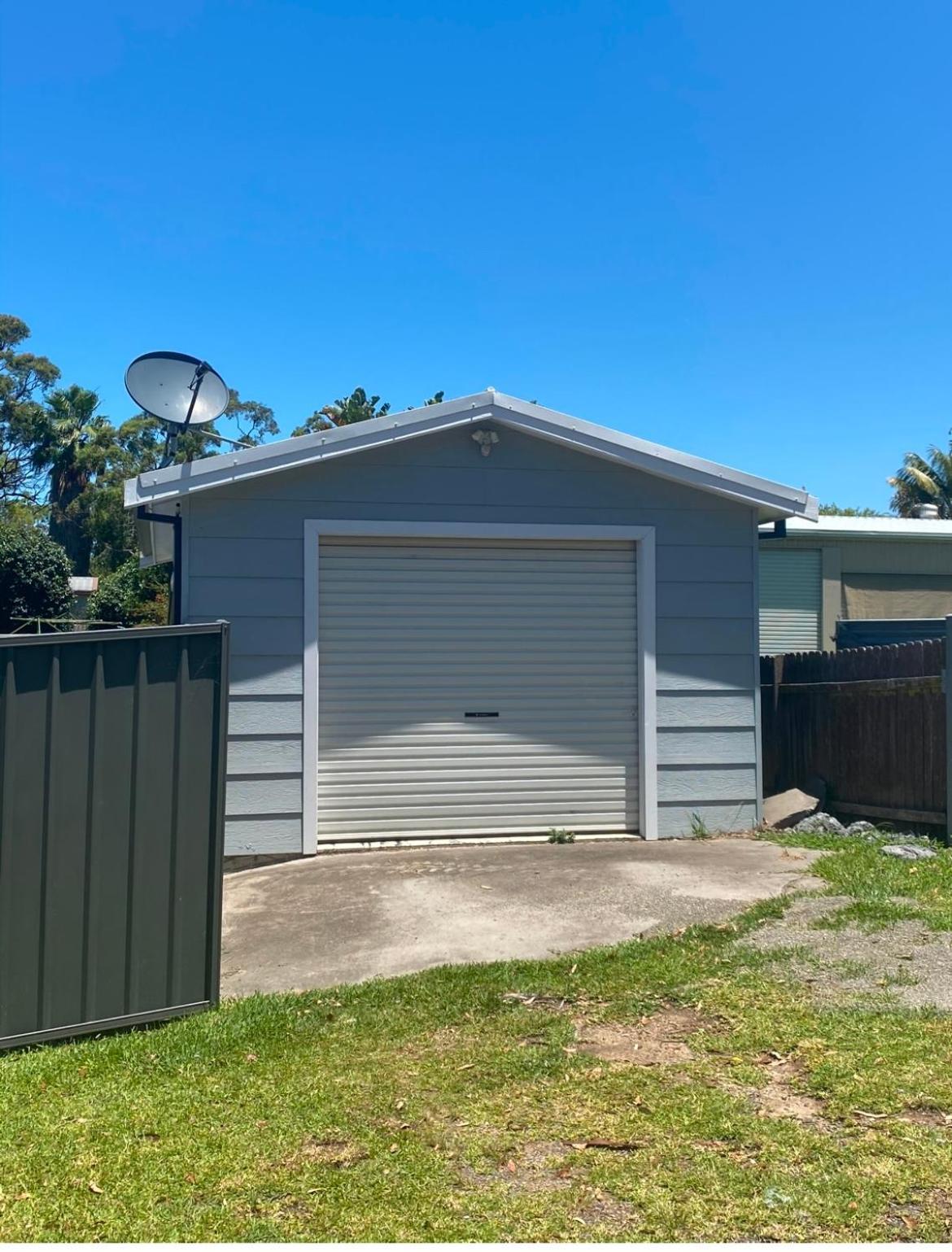 Dog Friendly New Humble Abode In Hotspot Location * Budgewoi